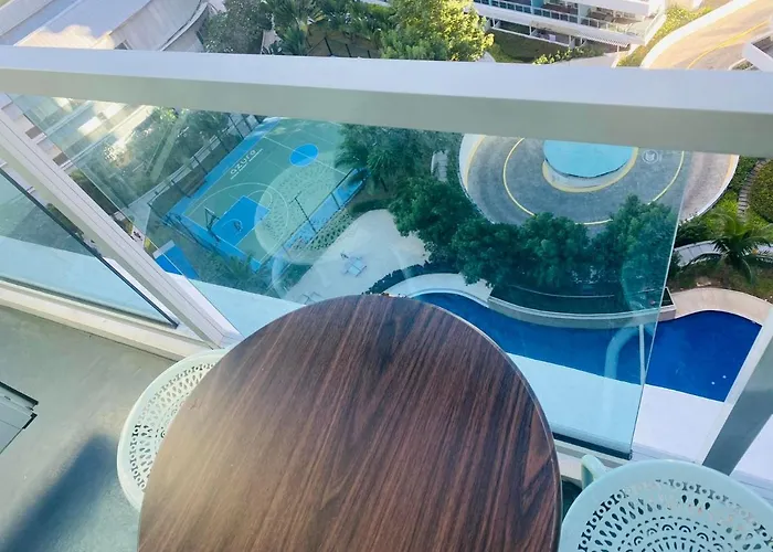 Azure A8 Near Sm Mall/airport +free Wifi